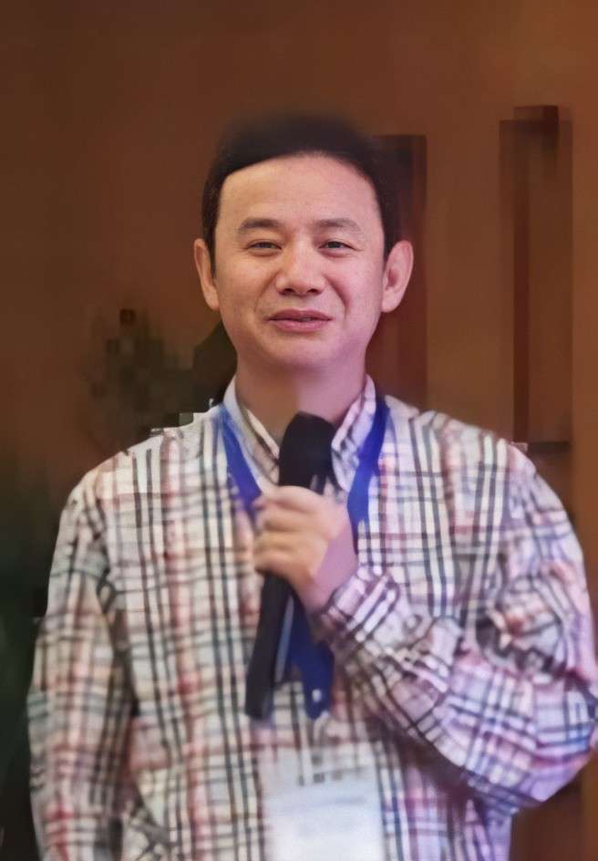 乐鱼web版登录入口创新论坛第九百五十四讲： Entropy and Emergency of topological Dynamical Systems 