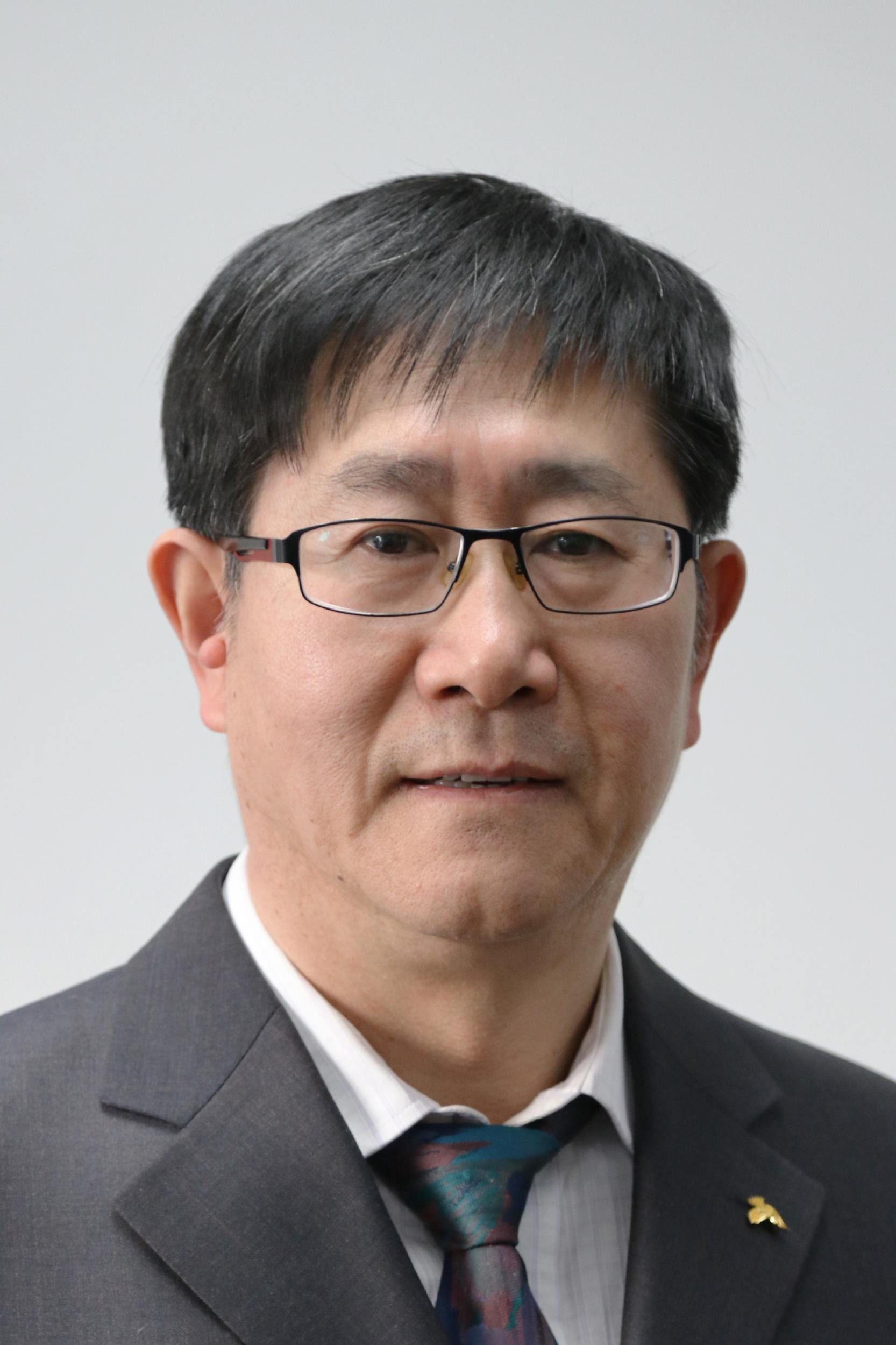 乐鱼web版登录入口创新论坛第一千五百七十九讲：High-Dimensional Inference for Weak-Supervision with Feature-Dependent Label Noise